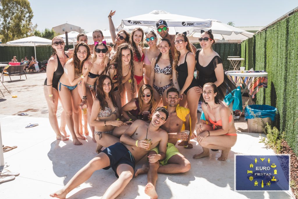 Celebración de grupo en Eurofiestas